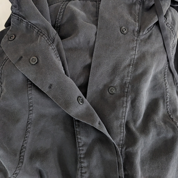 Lululemon City Stroll Jacket Women's 2 Black Full Button Snap Cinch Waist Tencel - Picture 7 of 7